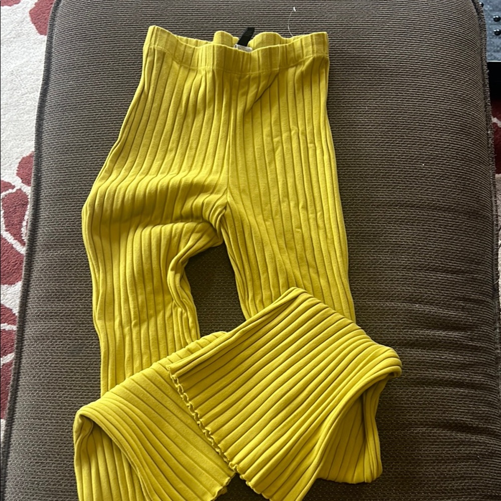 Vibrant Yellow Ribbed Knit Leggings